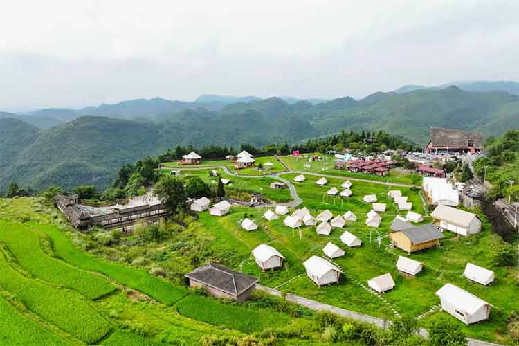花溪區高坡鄉擾繞景區露營基地